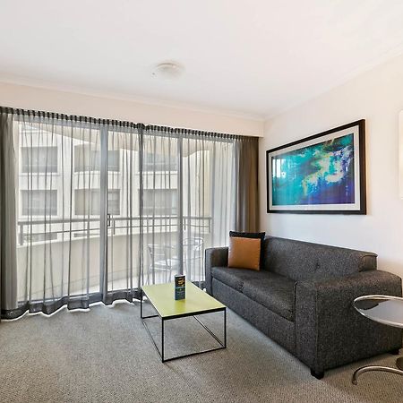 Mantra Parramatta Sidney Exterior foto